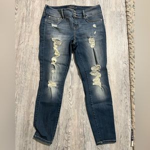 Torrid ripped jeans 14 Regular 3 button!!